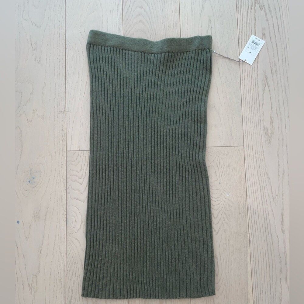 Green Sweater Skirt Size Medium - NWT